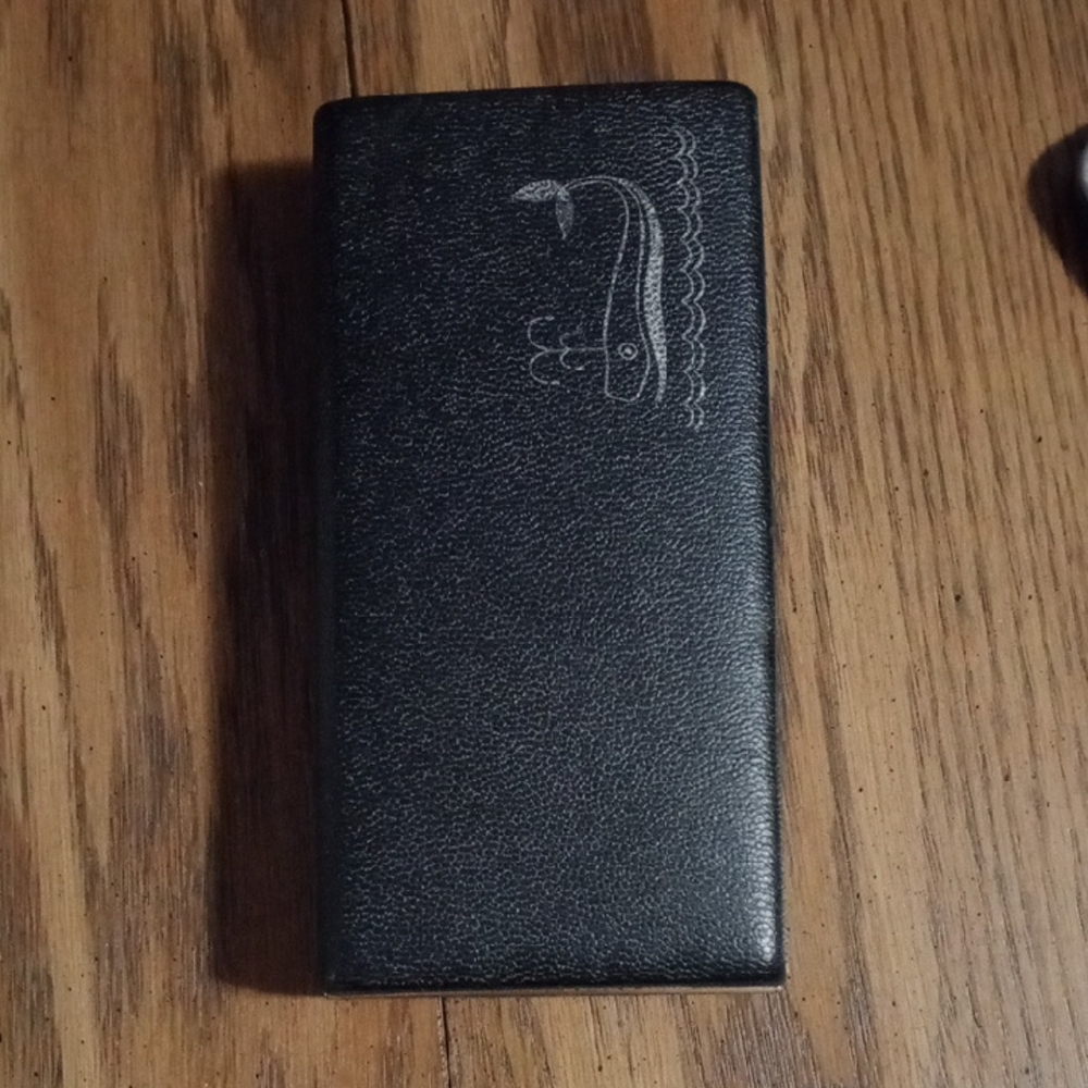 Farrington 1950 Black Jewelry Organizer with Minimalist Design